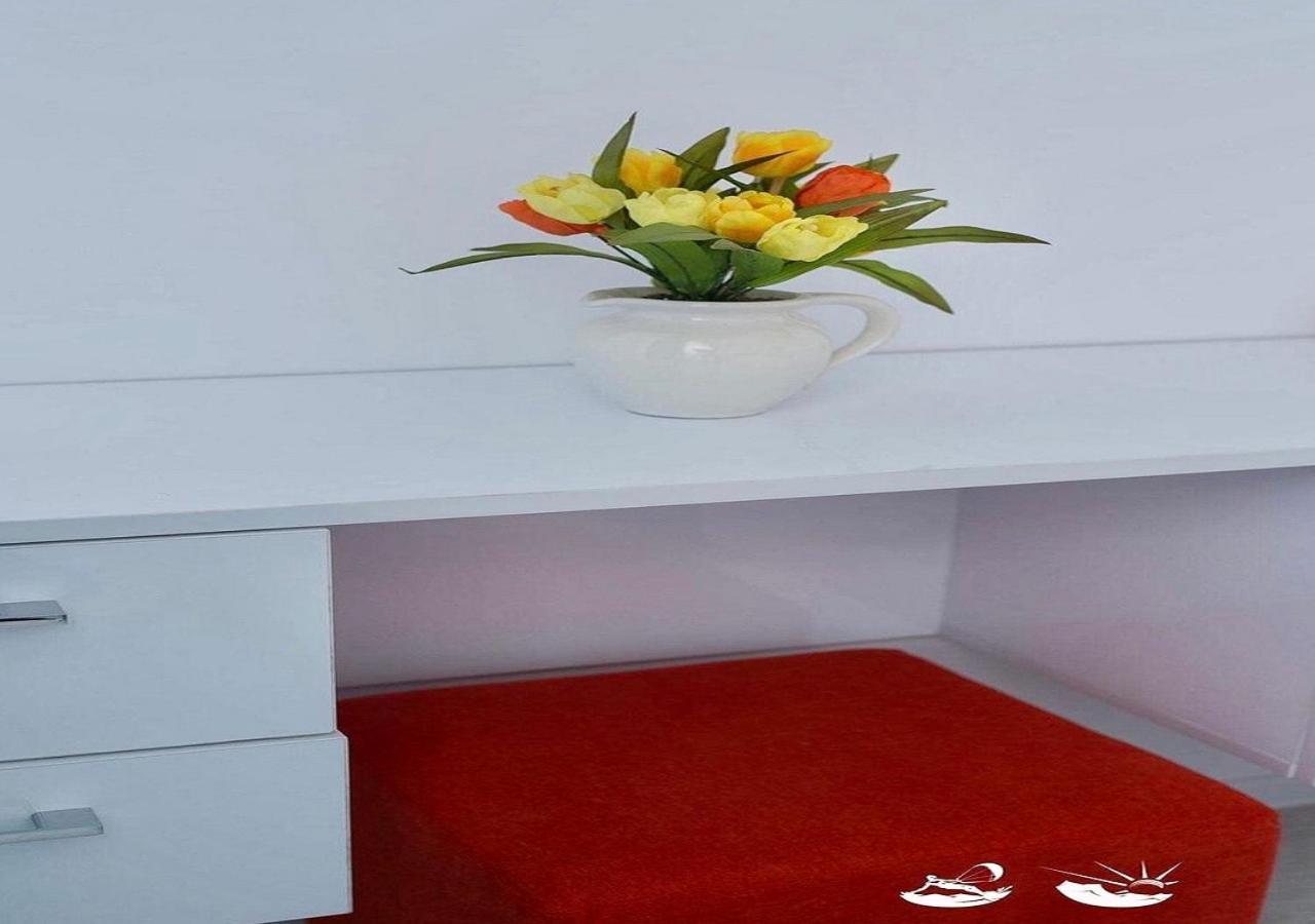 Apartel Joy Năvodari Buitenkant foto